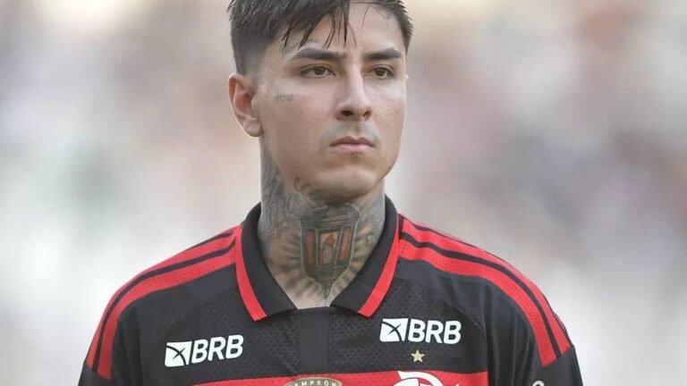 Flamengo negocia renovação de contrato de Erick Pulgar até 2028