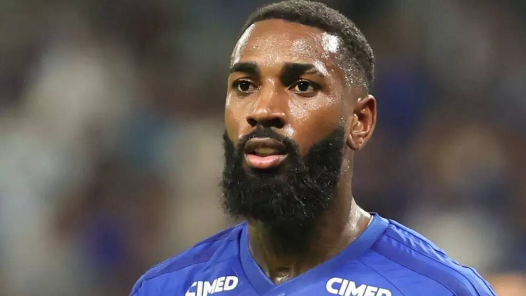 Flamengo cobra R$ 42,75 milhões de Gerson em novo pedido na Justiça