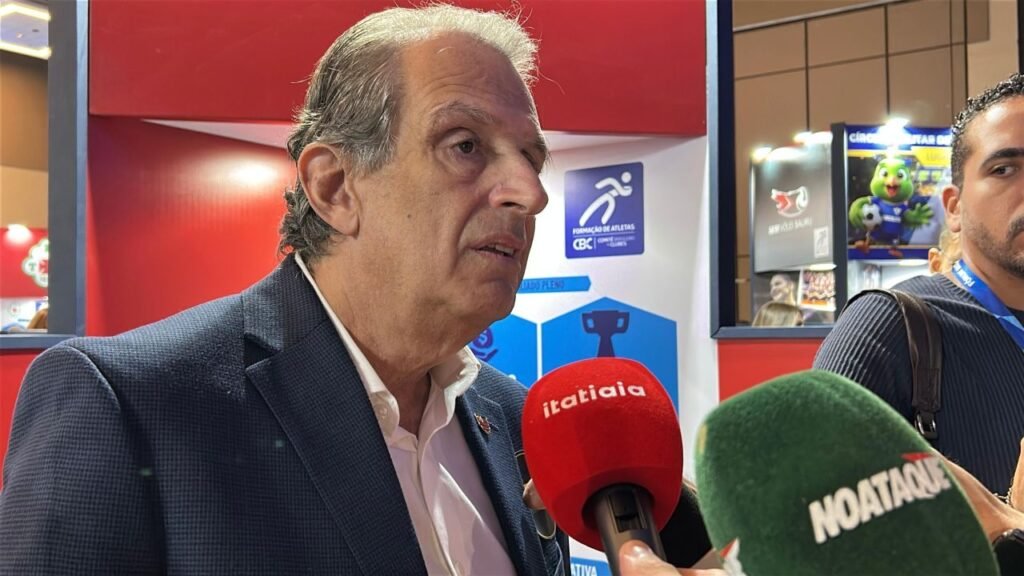 Flamengo aciona ANRESF e pede análise da situação financeira do Vasco