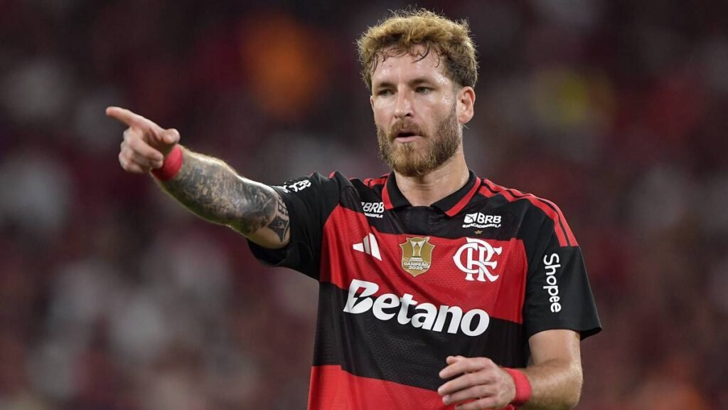 Flamengo tem retorno de Léo Pereira e desfalque de Bruno Henrique para clássico com o Botafogo