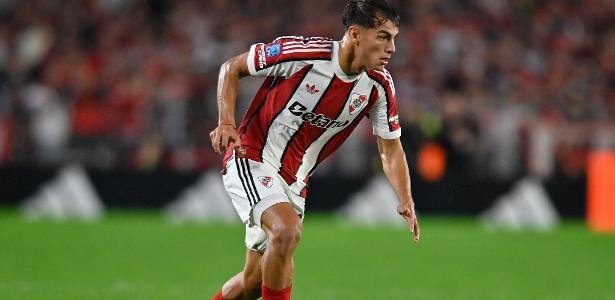 Flamengo acerta verbalmente a chegada de Joaquín Freitas, do River Plate
