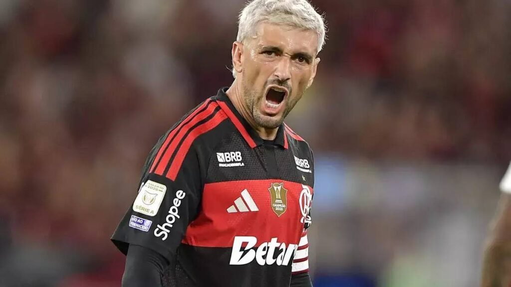 Flamengo vence o Cruzeiro por 1 a 0 no Maracanã pela Libertadores
