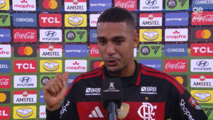 Samuel Lino rebate provocações após decidir classificação do Flamengo sobre o Cruzeiro