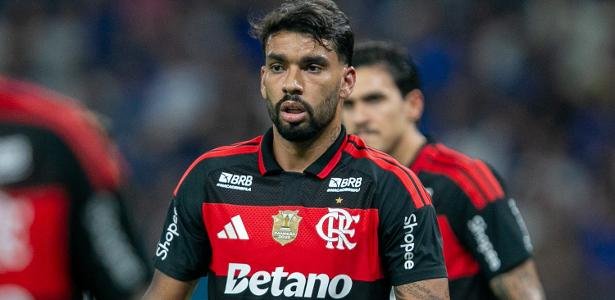 Flamengo tem R$ 614,5 milhões a pagar em transferências e adota cautela no mercado da bola