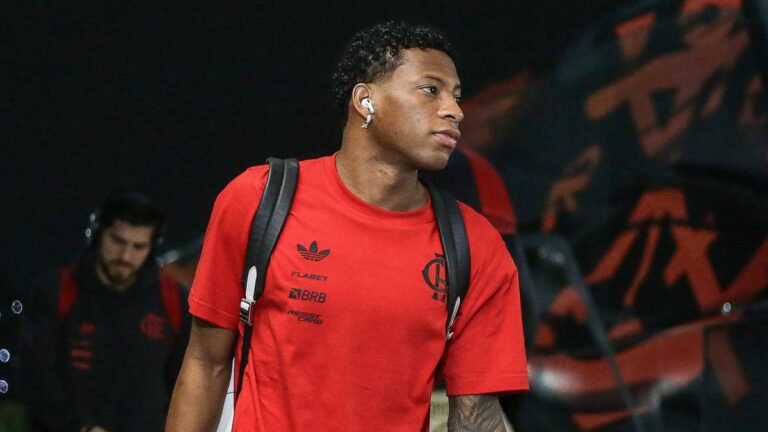 Gonzalo Plata admite possibilidade real de saída, mas reafirma compromisso com o Flamengo