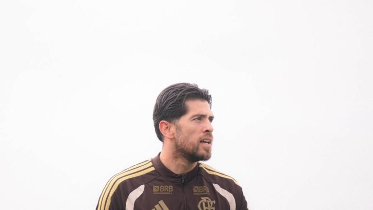 River Plate avalia Rossi, do Flamengo, para cenário de saída de Beltrán em 2027