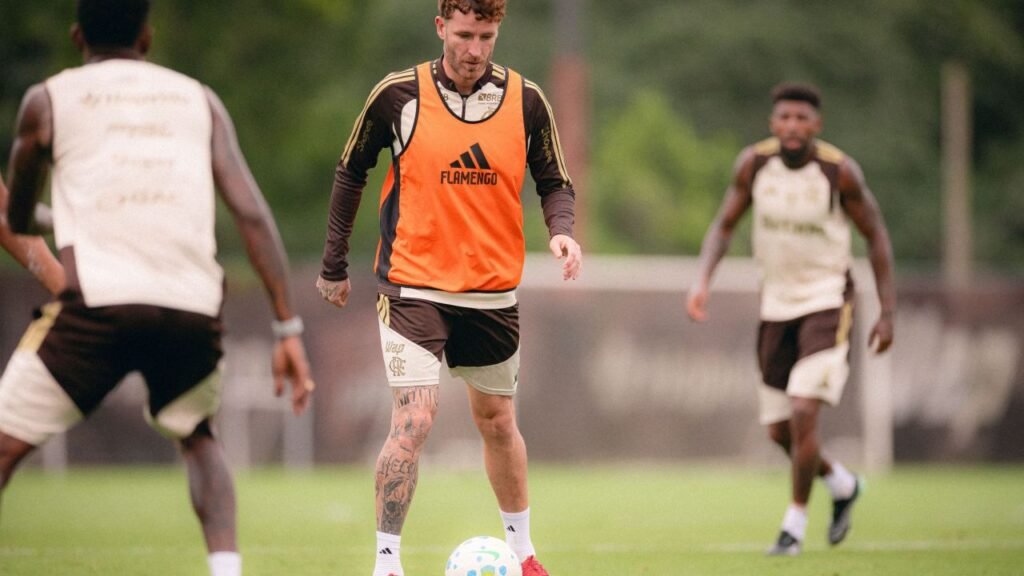 Flamengo se reapresenta no Ninho com baixas por lesão e convocados na Data Fifa