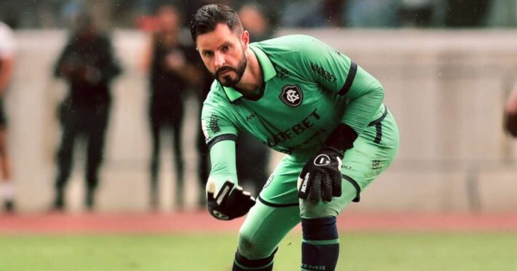 Marcelo Rangel relata elogio de Rogério Ceni por defesa contra o Flamengo