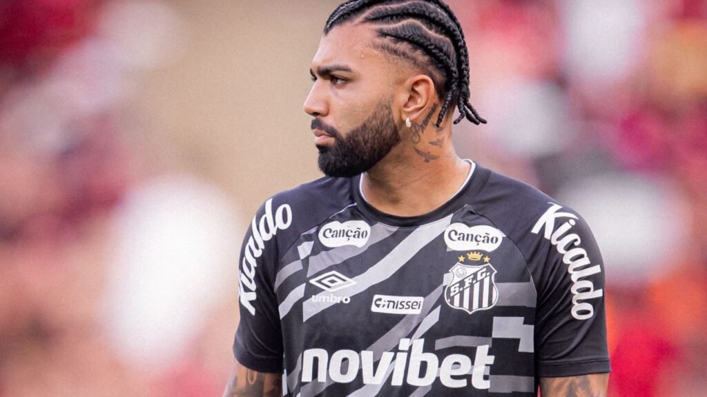 Gabigol diz que aceitou renovar com o Flamengo, mas contrato não foi assinado