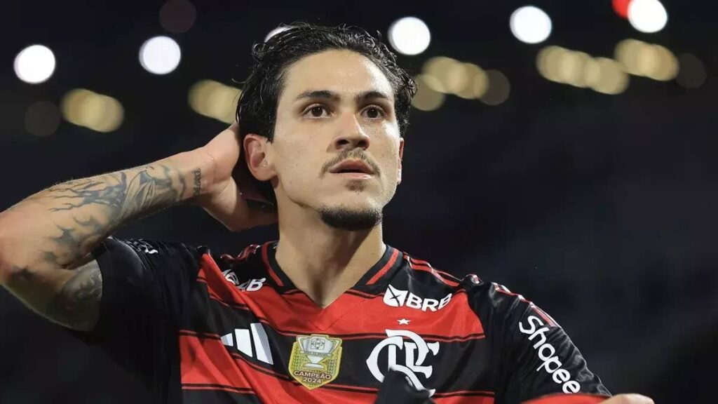 Pedro negocia renovação com o Flamengo e busca ajuste salarial