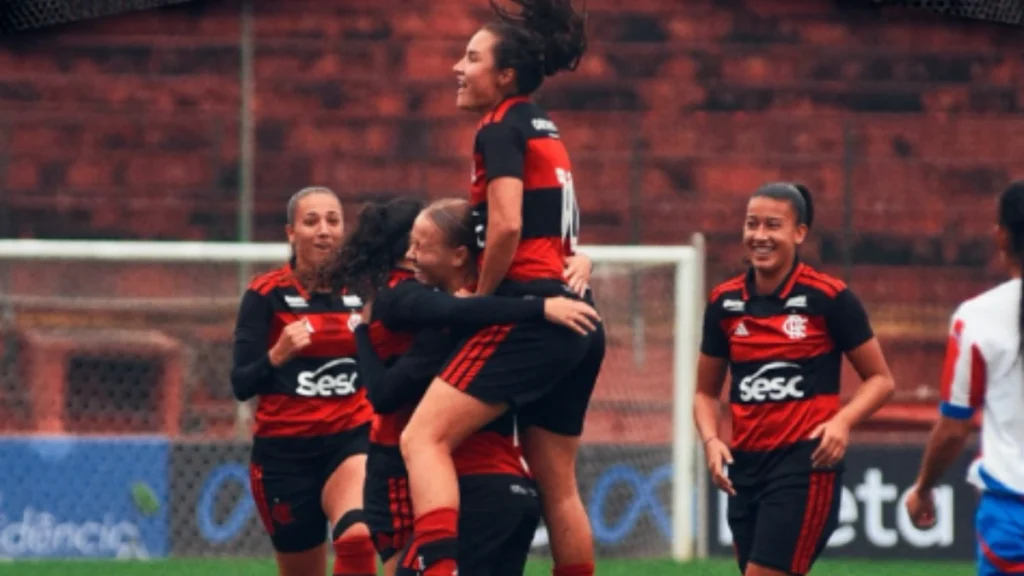 Flamengo bate o Paraguai e espera Real Madrid ou São Paulo na final do sub-20