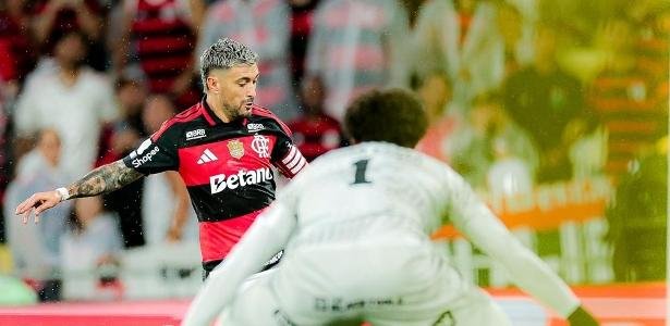 Juca Kfouri analisa vitória do Flamengo sobre o Corinthians e diz que placar foi curto