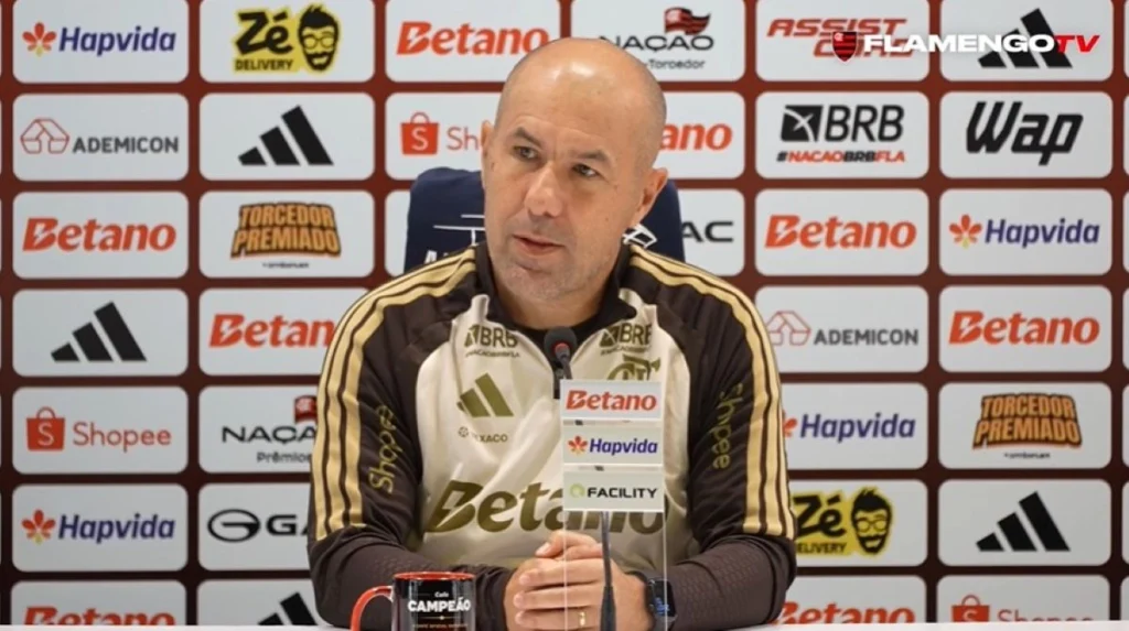 Jardim cita volume do Flamengo, fala da Data FIFA e comenta volta de Alex Sandro