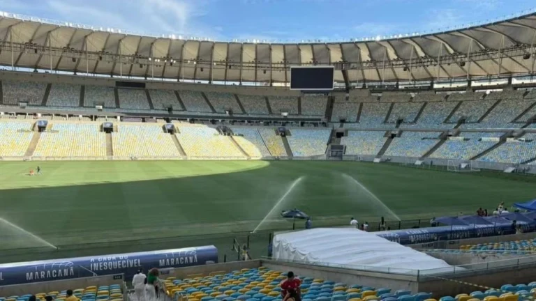 Maracanã recusa pedido do Vasco e prevê troca do gramado para 2027