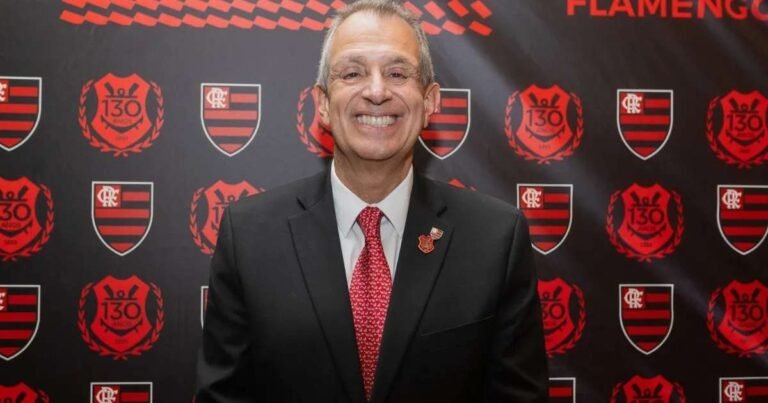 Gustavinho, lateral do Flamengo, é chamado para período com Portugal sub-15