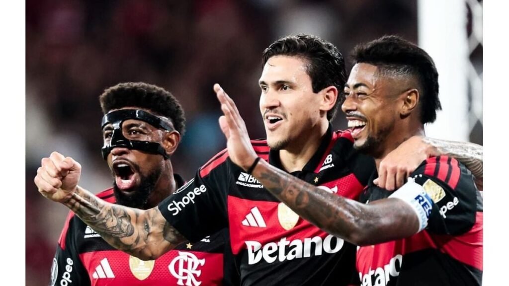 Clássico com o Vasco abre comparação entre Bruno Henrique e Pedro no ataque do Flamengo