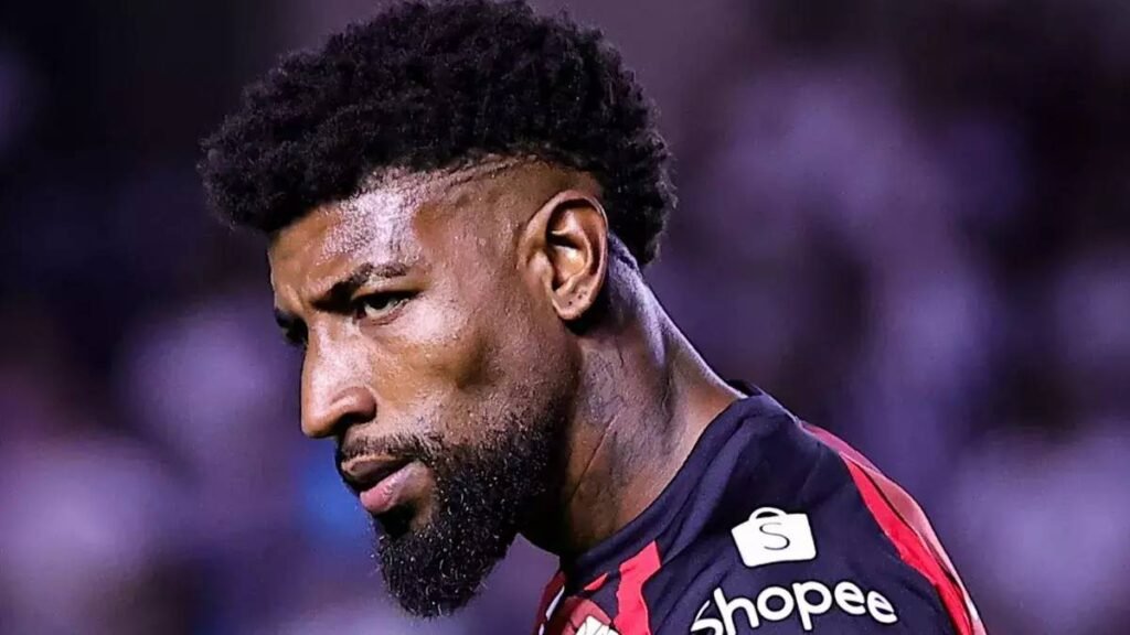 Emerson Royal se consolida como titular no Flamengo com Leonardo Jardim