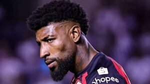 Emerson Royal se consolida como titular no Flamengo com Leonardo Jardim