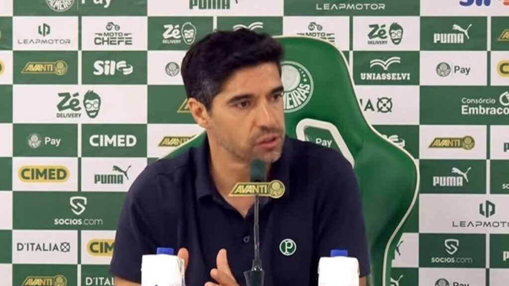 Abel Ferreira comenta caso envolvendo o Flamengo e diz que Palmeiras está na final “sem asterisco”