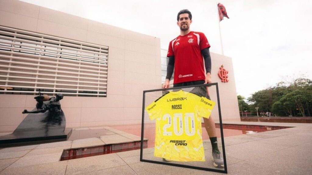 Flamengo homenageia Agustín Rossi pelos 200 jogos com a camisa rubro-negra