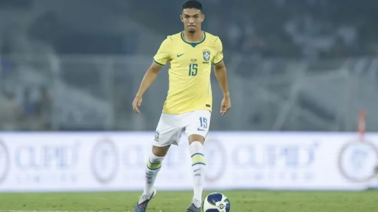 Arthur Dias admite sonho europeu após sondagens; Flamengo não fez proposta