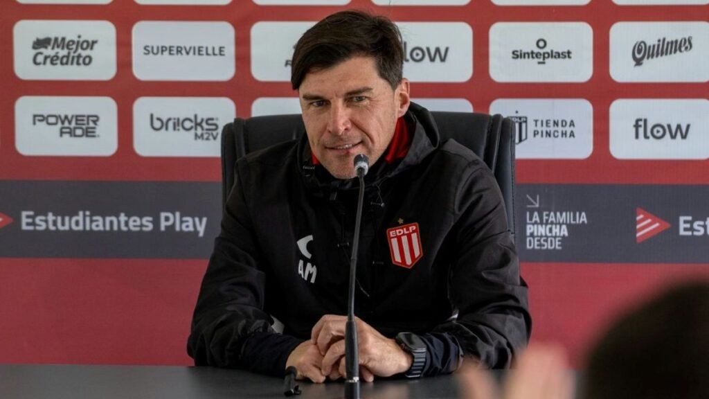 Medina diz que Estudiantes vai ao Rio para buscar vaga contra o Flamengo