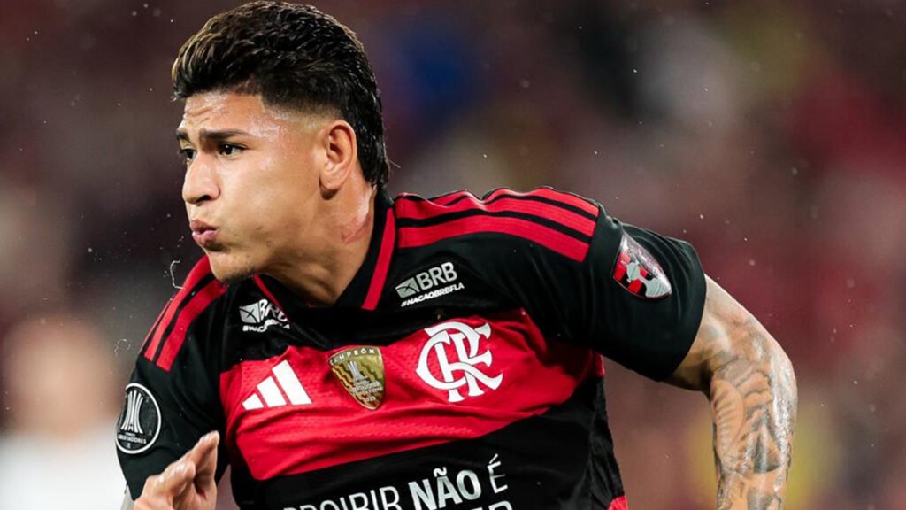 Carrascal desfalca o Flamengo contra o Vasco após terceiro amarelo