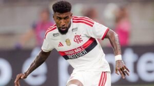 Emerson Royal explica atuação pela esquerda contra o Bahia e projeta Flamengo x Estudiantes
