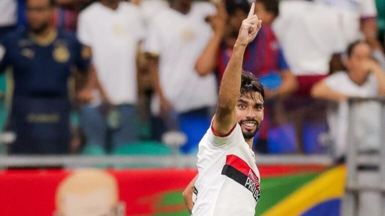 Paquetá valoriza liderança do Flamengo e projeta jogo com o Estudiantes