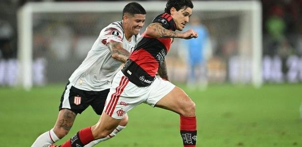Flamengo pede manifestação da Conmebol sobre situação de Marco Rojo