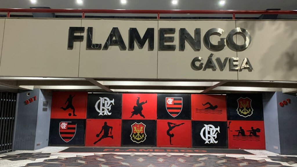 Flamengo fica abaixo da meta de vendas de jogadores em 2026